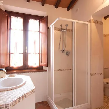 4 Bedroom Awesome Home In Ponte Buggianese Pt Holiday home