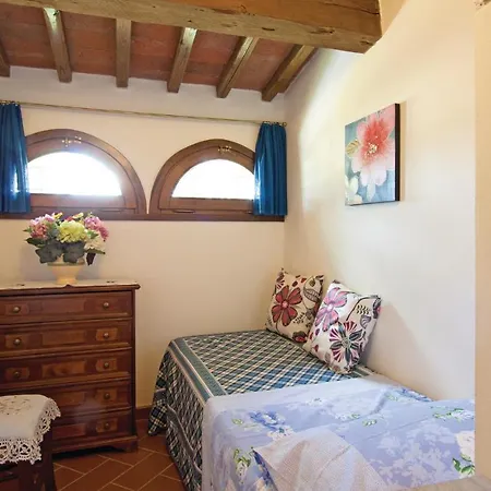 4 Bedroom Awesome Home In Ponte Buggianese Pt * Ponte Buggianese